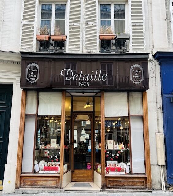 Façade de la parfumerie Detaille