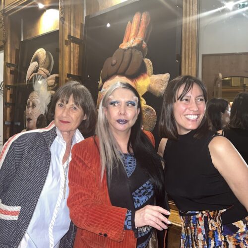 ORLAN, Paula Forteza et Leïla Voight lors du vernissage de l'exposition "ORLAN_MAYAS"