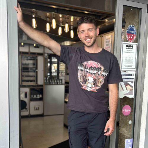Thimotée, directeur du PYN, restaurant de Burgers à Pigalle