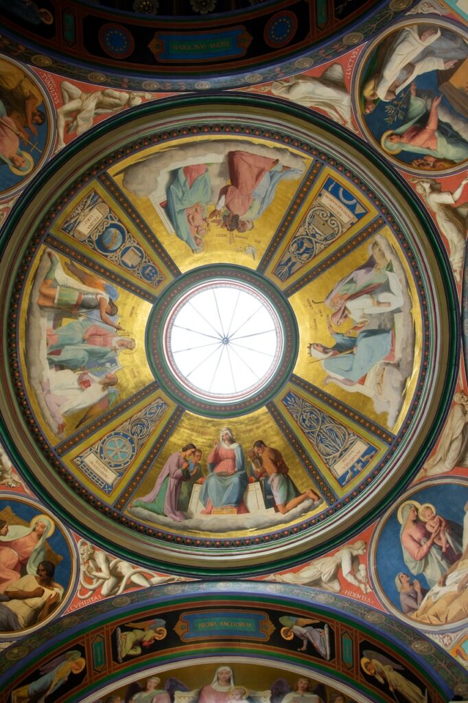 Chapelle de la Vierge dans l'église Notre Dame de Lorette