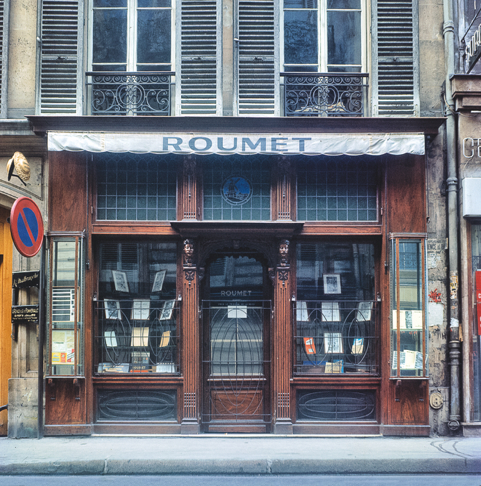 Façade du philatéliste du 17 rue Drouot, 9e
